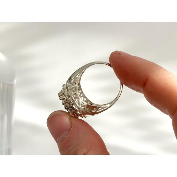 Gorgeous XL Sterling Silver Oval Cubic Zirconia Ornate Vintage Ring - sz 8.25 - Picture 2 of 10